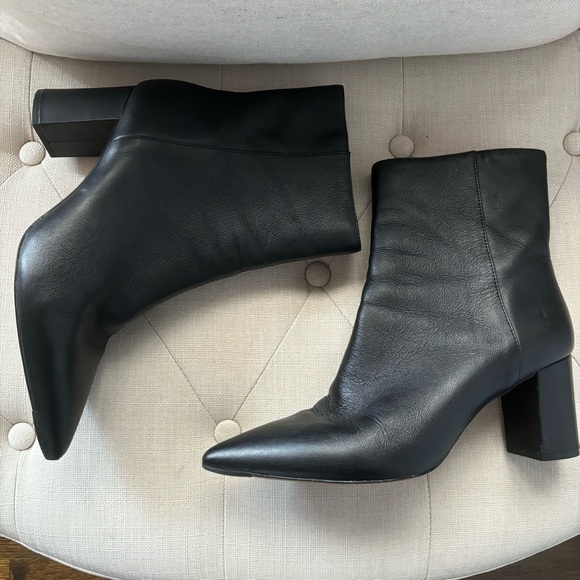 J.Crew Sadie Black Leather Ankle Boots Like New Size 10. - Picture 8 of 12